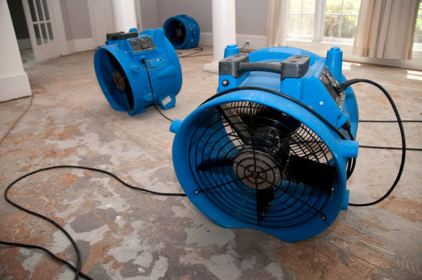 Sewage cleanup and water damage restoration in Bakersfield, CA